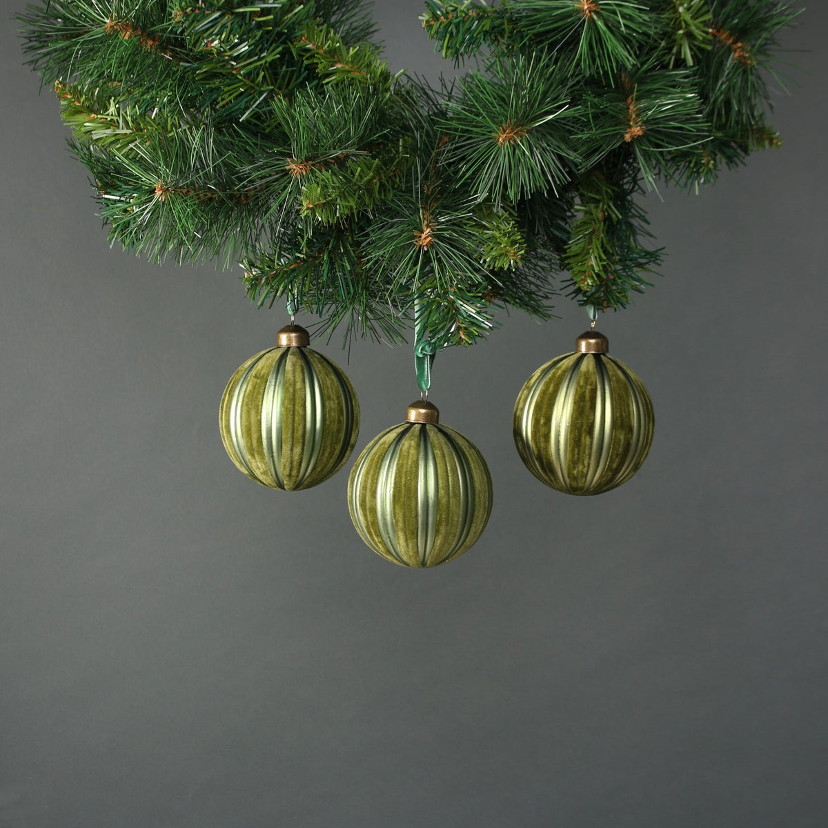 Discover the Kaia 8cm Glass Green Velvet Bauble (4) at Bristow Direct