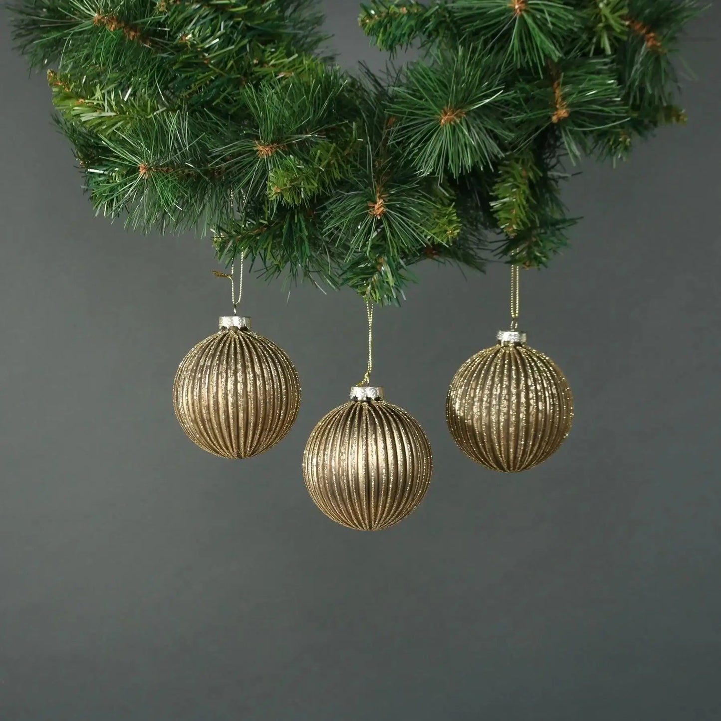 Titania 8cm Glass Bauble Gold (Set of 4)