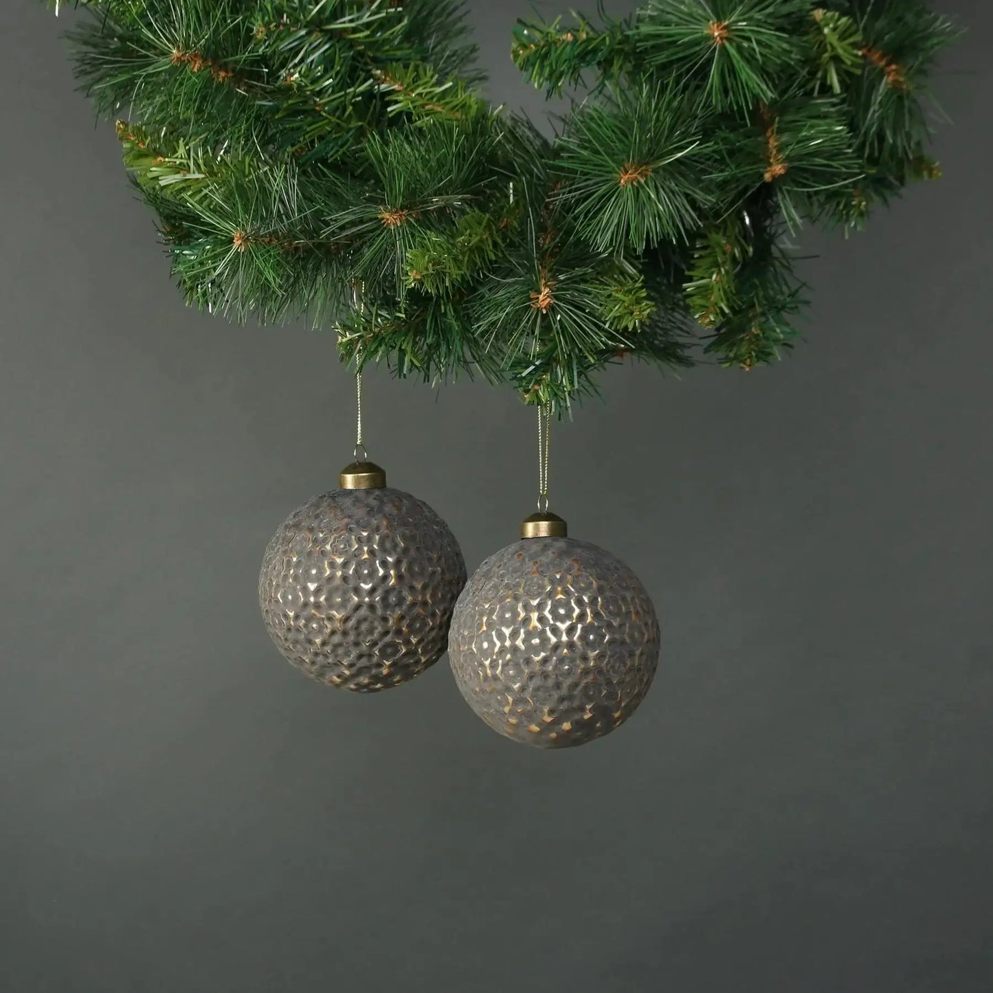 Luna 10cm Glass Ornate Bauble Pewter and Silver (Set of 4)