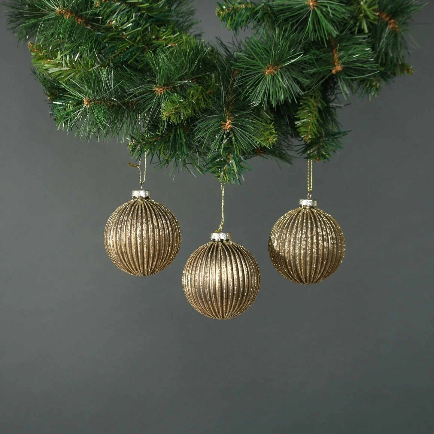 Titania 8cm Glass Bauble Gold  (Set of 4)