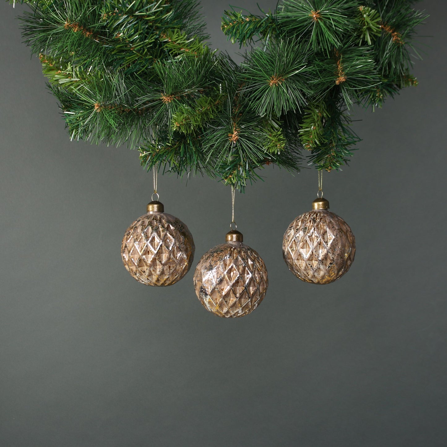 Lorelle 8cm Glass Bauble Brushed Gold