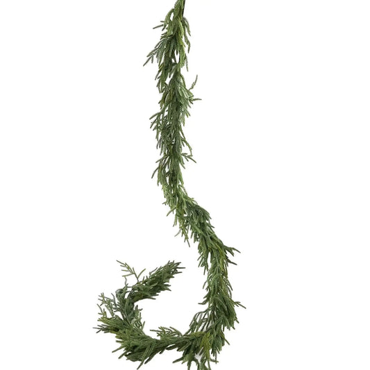Green Spruce Garland (270cm)