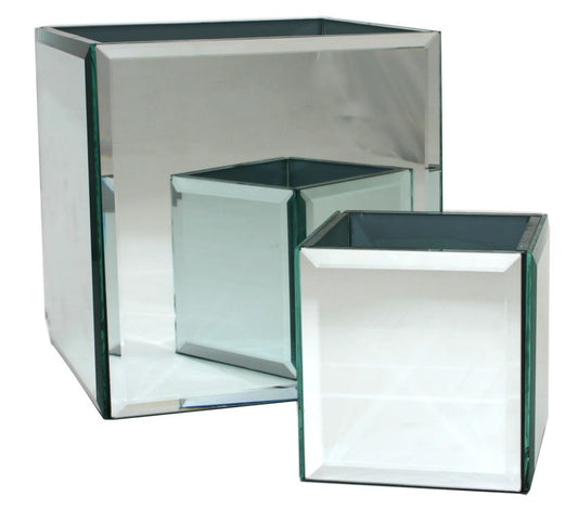 Set of two mirrored glass square vases for modern home décor