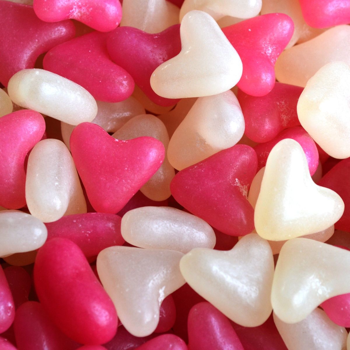 Pink and White Hearts 500g