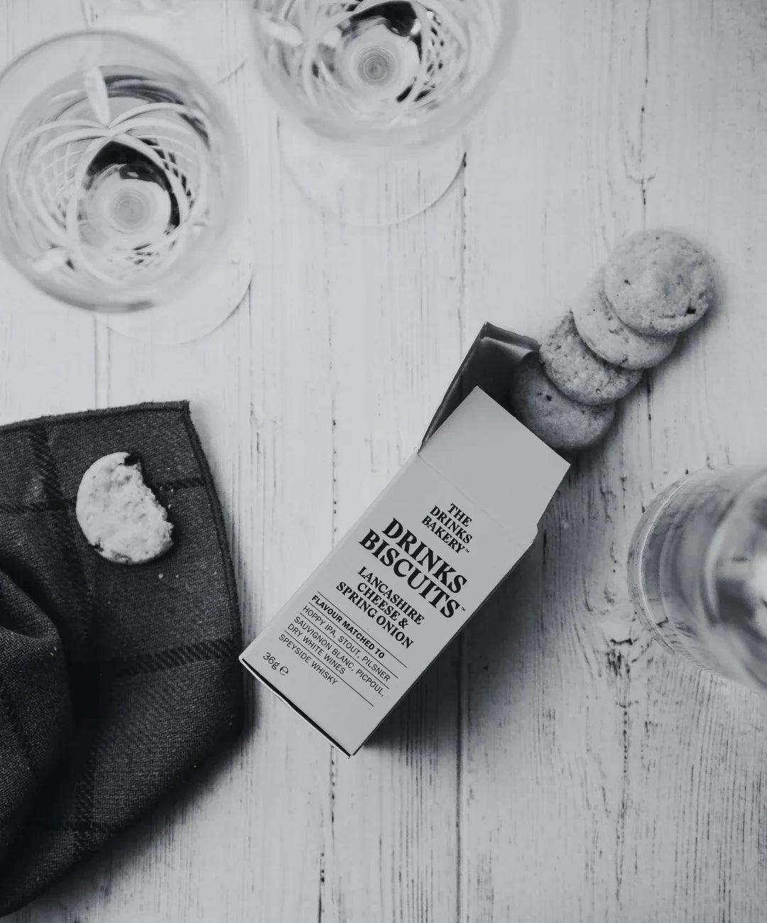 Lancashire Cheese & Spring Onion Drinks Biscuits