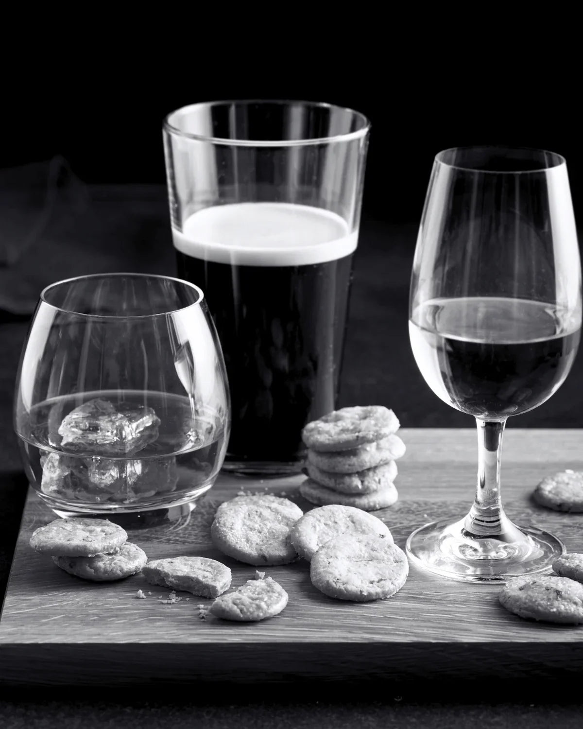 Gruyère Cheese & Tarragon Drinks Biscuits